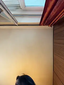 Hotmomcheckk_ webcam