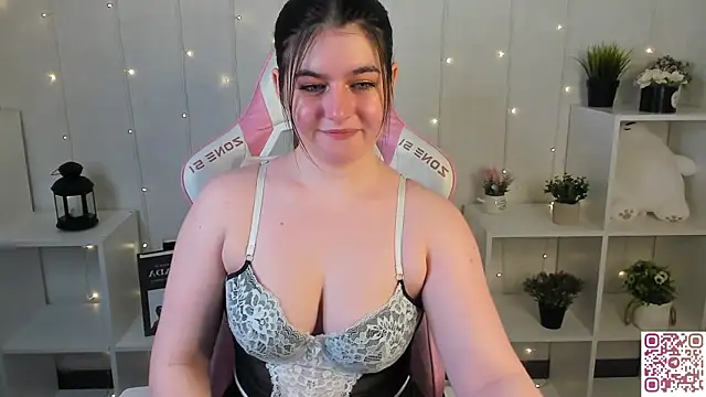 Margaret__Moon webcam