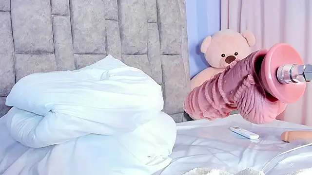 queen_yully (F milf) - fuckme hard 120 sec