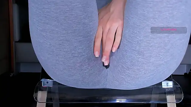 Cameltoe_squirt_inPants webcam