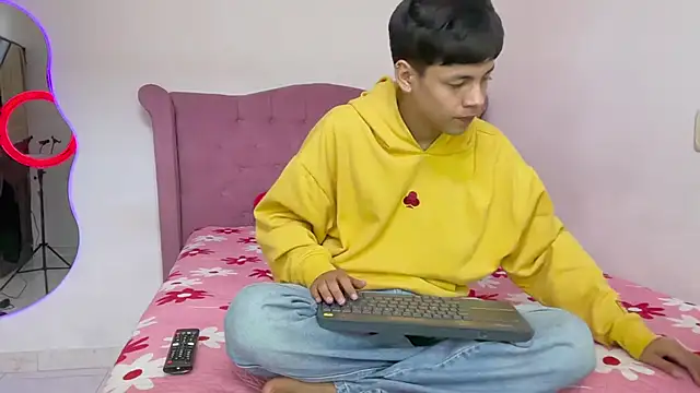 andy_belier23 (M twink) - super cum show