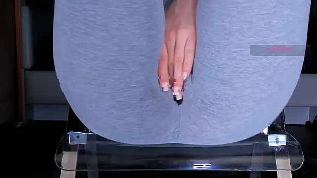 Cameltoe_squirt_inPants live sex cam