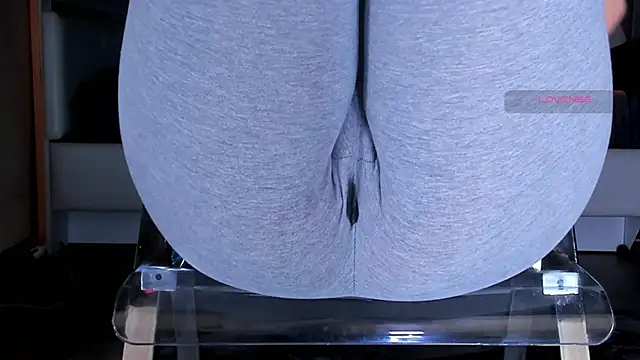 Cameltoe_squirt_inPants webcam