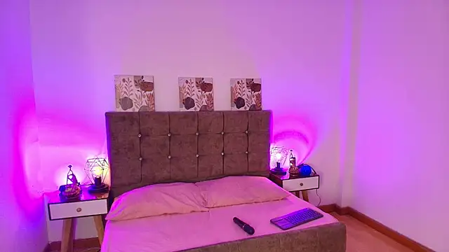 Annie_bonnie_ webcam