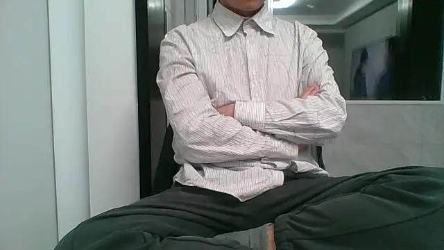 nole_china7 (Ask my age) - talk / fun / cum