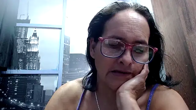 Nastylatinaxxx webcam