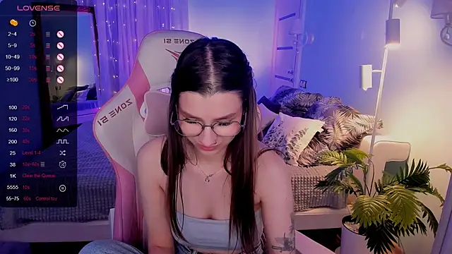 linablossom_ - LinaBlossom_'s free webcam - UK Sex Cams