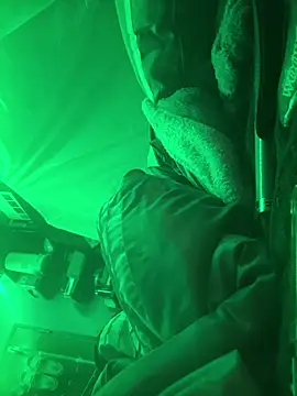 ChicagoMadeThirdLeg webcam