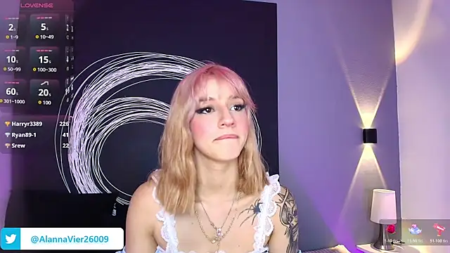 AlannaViera webcam