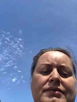 meliss_official9 - Meliss_Official9's free webcam - UK Sex Cams