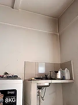 blondebitchlitle webcam