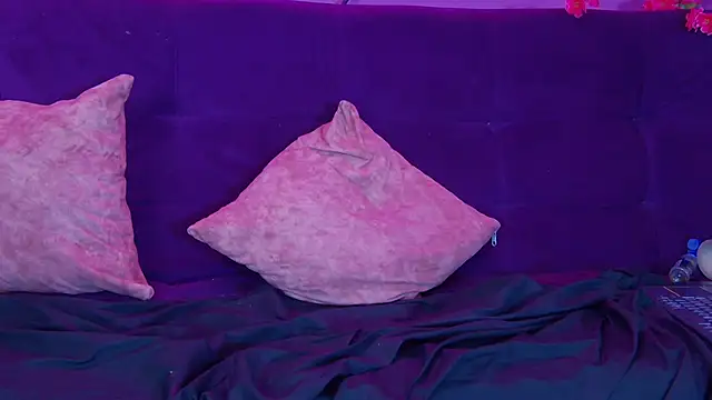 Daliana_Gounbolt webcam