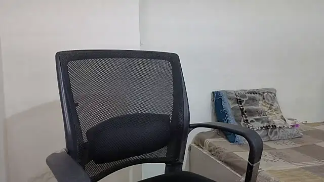 baby_rani_ - BABY_RANI_'s free webcam - UK Sex Cams