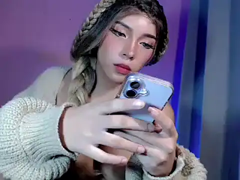 Sexlovergirl_soffy webcam