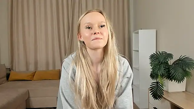 MadieTrajillo webcam