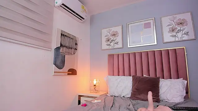 MarianaScott_ webcam