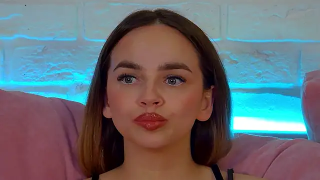 AnitaVenture live sex cam