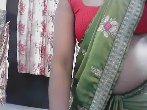 jannatmini (F young) - iphone 17