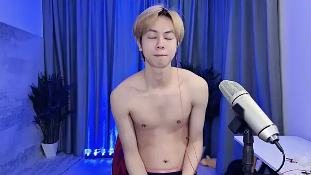 hafabva (M twink) - 小鷄變老鷹Chick Turns into Eagle