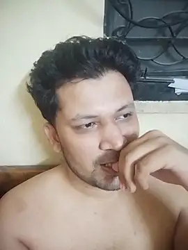 pravin_paid_boy10 (M young) - Earning