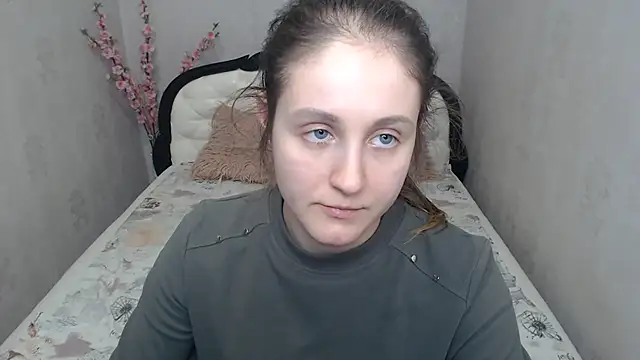 Holliy_Cooper webcam