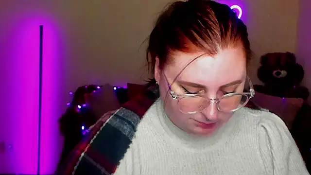 Alicia_love00 webcam