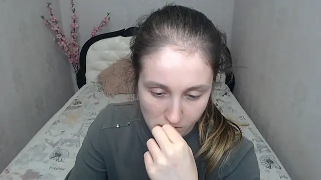 Holliy_Cooper webcam