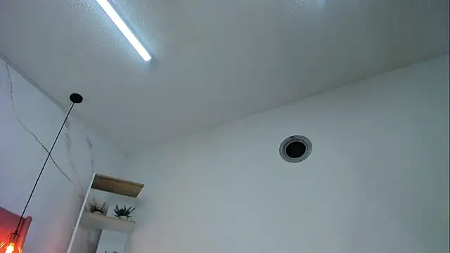 Belle_Brunette webcam