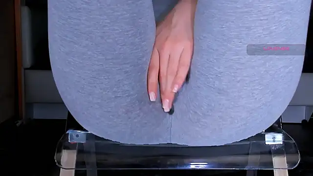 Cameltoe_squirt_inPants webcam