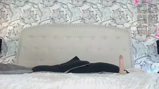 Venusandrea29 webcam