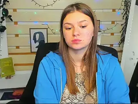 Josephine_Kiss webcam