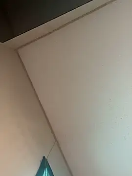 Roxie6989 live sex cam