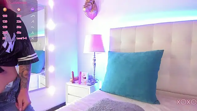 _sasha_miller_ webcam