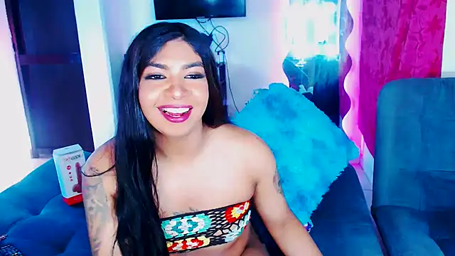 violet_bigcock774 webcam