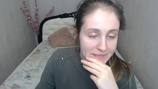 Holliy_Cooper webcam