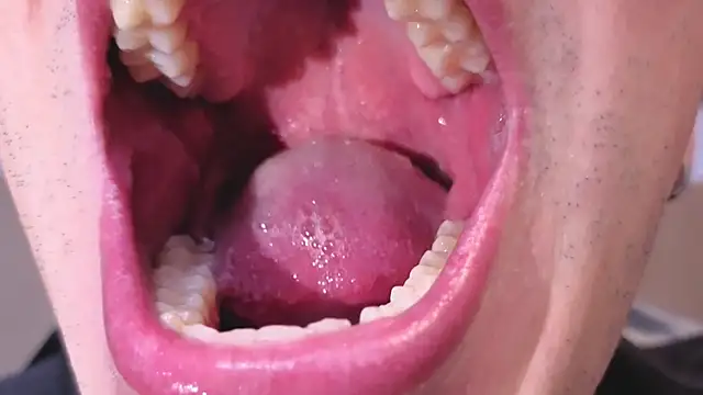 tommas_jhonson - Tommas_Jhonson's free webcam - UK Sex Cams