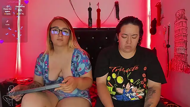 katieeandsharonn webcam