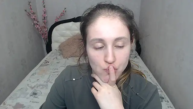 Holliy_Cooper webcam