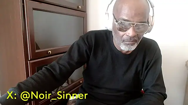 sinnernoir live sex cam