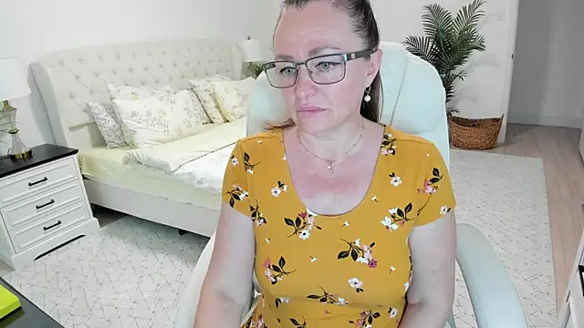 Vika73 webcam