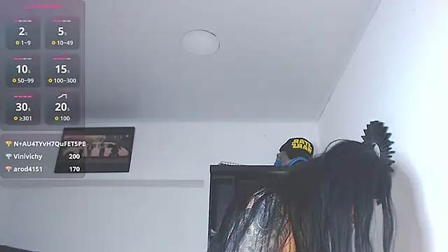 Vicky_hotmilf webcam