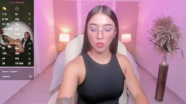 Antonella_Grayy webcam