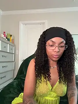 butterflybootyy webcam