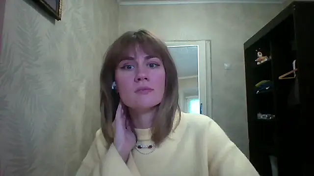 ElenoreHolguin webcam