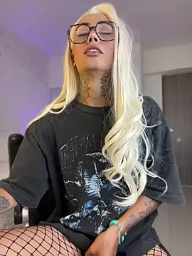 miss_tatiana_'s room