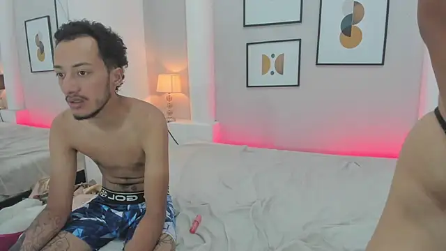 Tangled_couper webcam