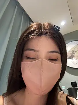 gougou13 Live Webcam on Stripchat