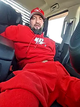 Beardedtattood Live Webcam on Stripchat