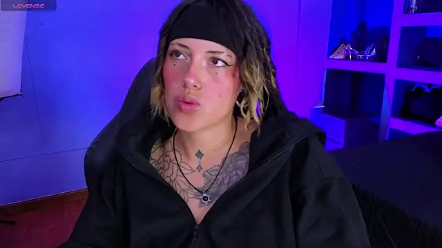 _sharlotte777 webcam