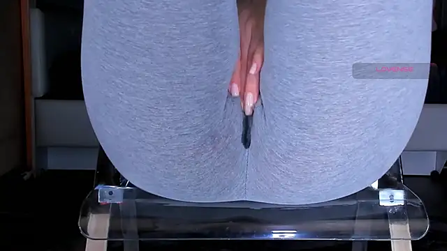 Cameltoe_squirt_inPants webcam